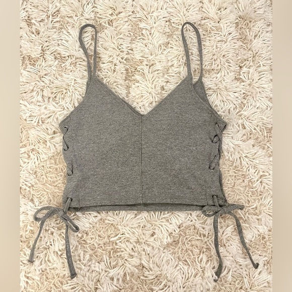 NWT Hollister Gray Lace-Up Tank Top Size XS - Picture 3 of 3